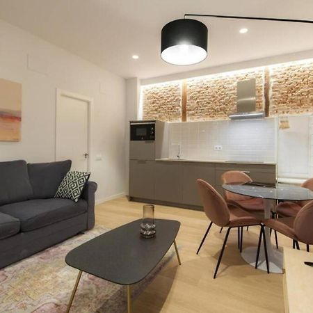 Apartamentos En La Latiina マドリード エクステリア 写真