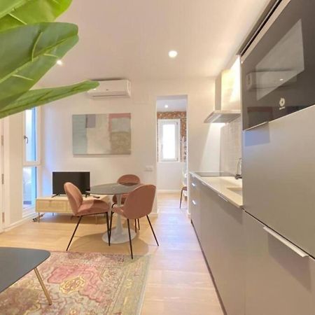 Apartamentos En La Latiina マドリード エクステリア 写真